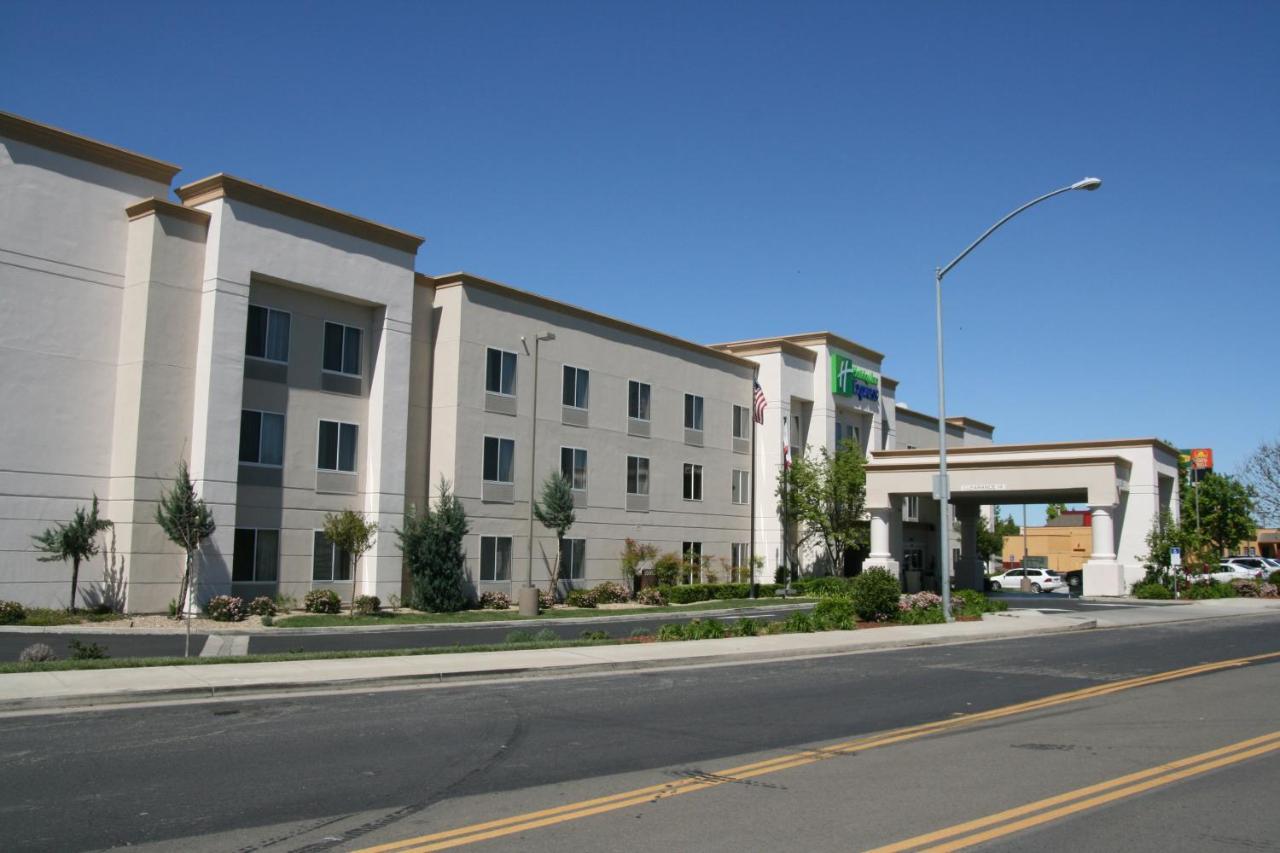 Holiday Inn Express Stockton Southeast By Ihg Exterior foto